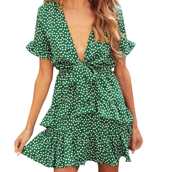 Last One▪️Cassie Mini Green Dress - Picture 4 of 9